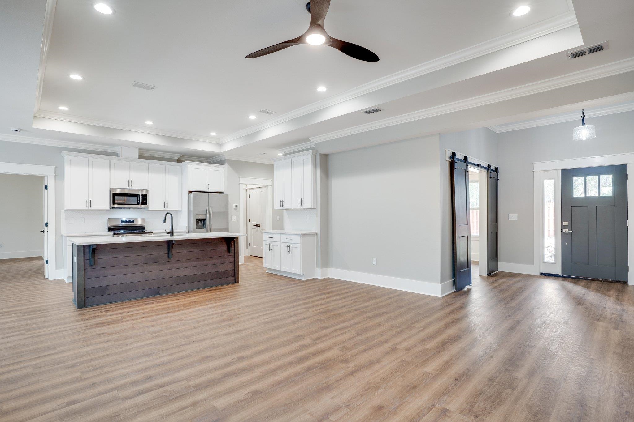 3471 Hawks Hill Trail