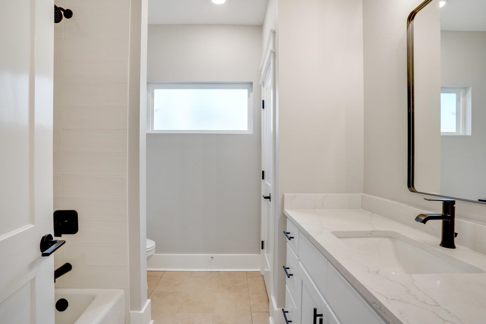 3471 Hawks Hill Trail