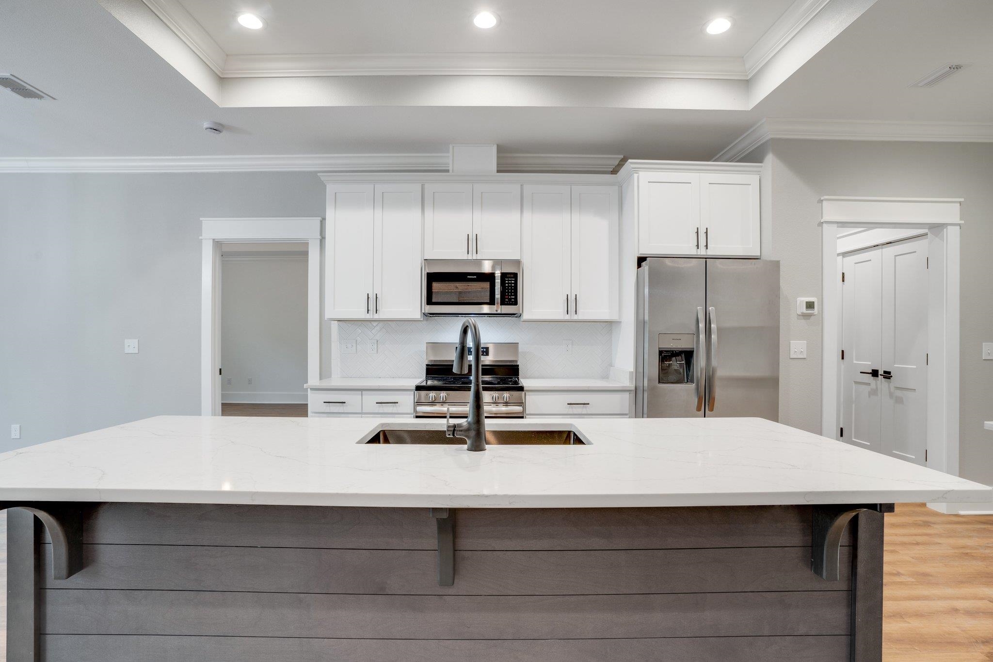 3471 Hawks Hill Trail