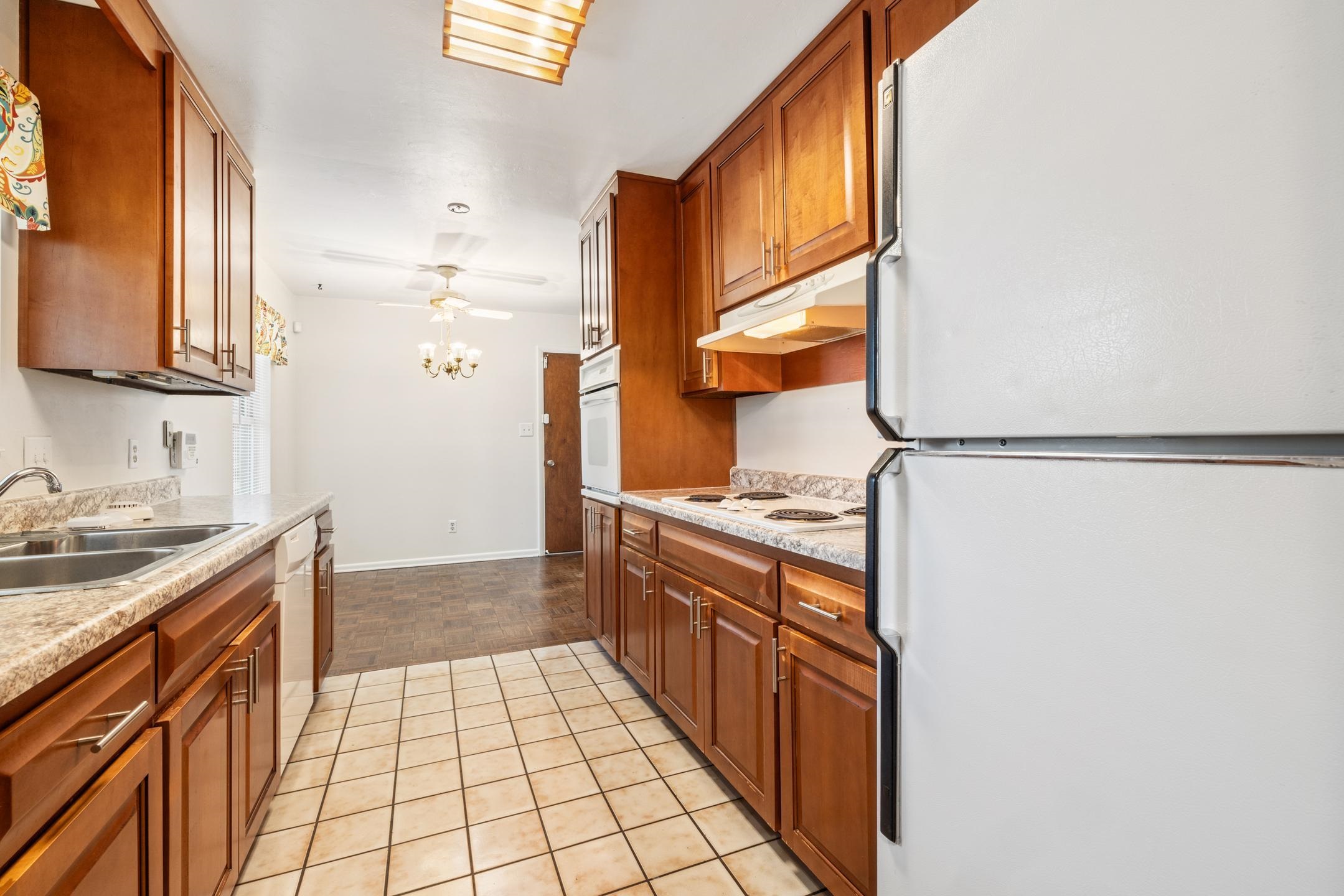 1906 NANTICOKE Circle