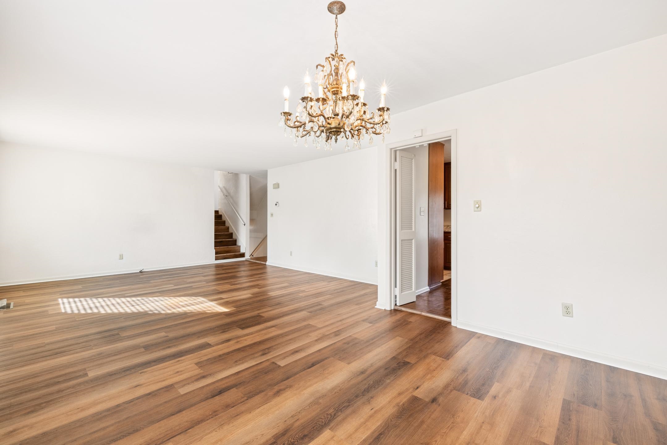 1906 NANTICOKE Circle