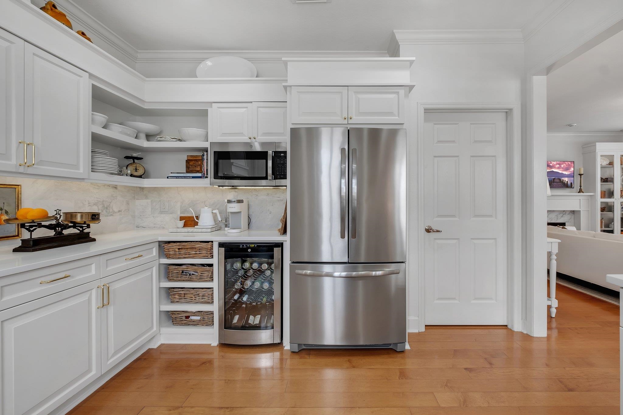 4213 Summertree Drive