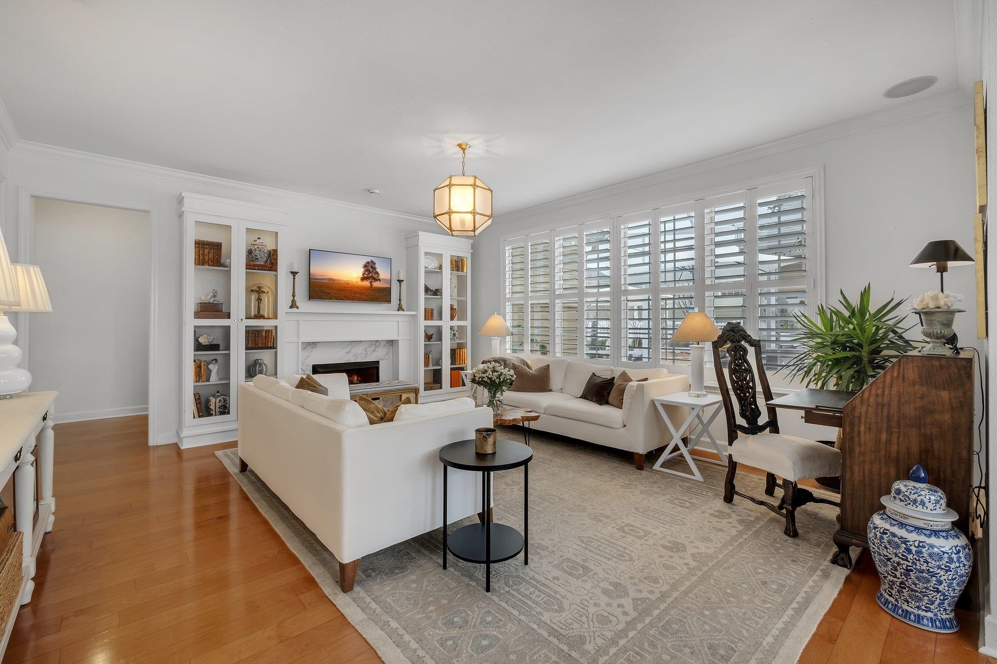 4213 Summertree Drive