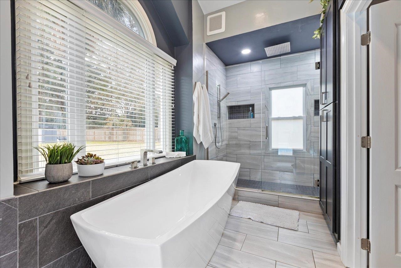 6010 QUAIL RIDGE DRIVE