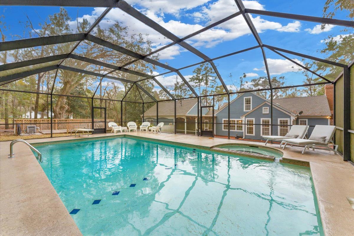 6511 Aqueduct Court