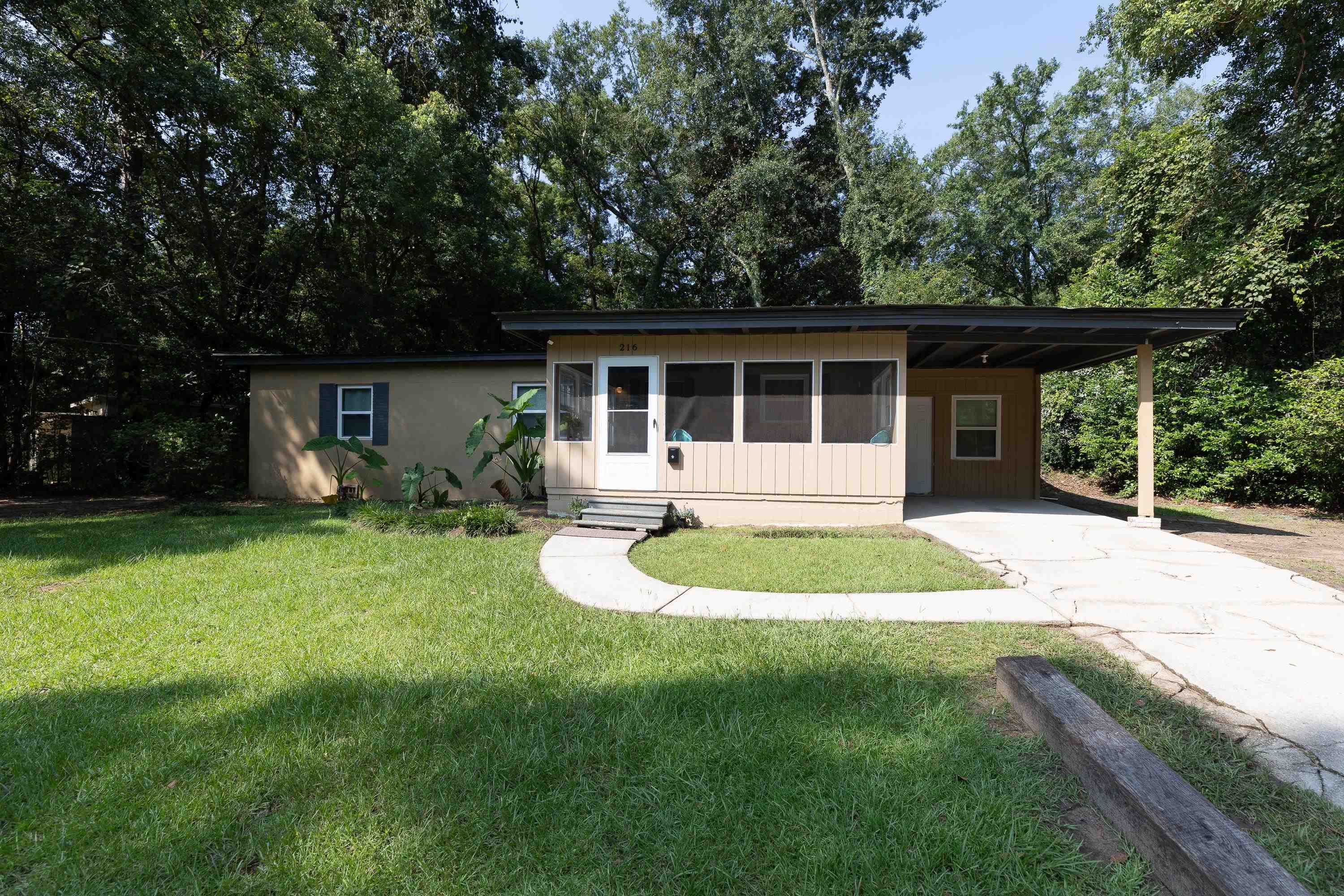 216 Westridge Drive