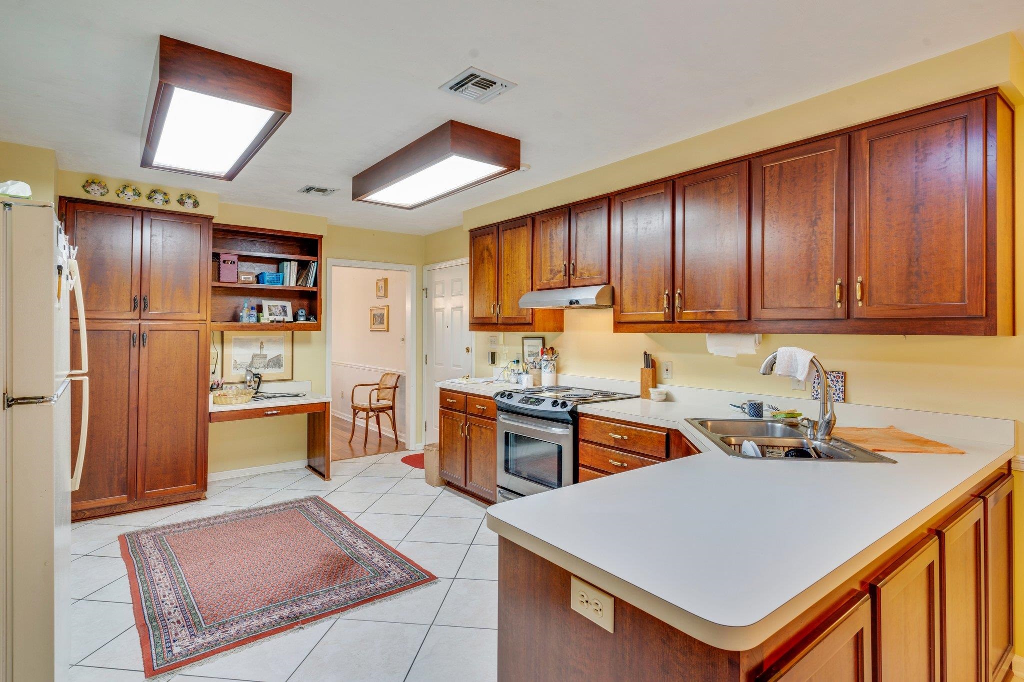 3825 Bobbin Brook Circle