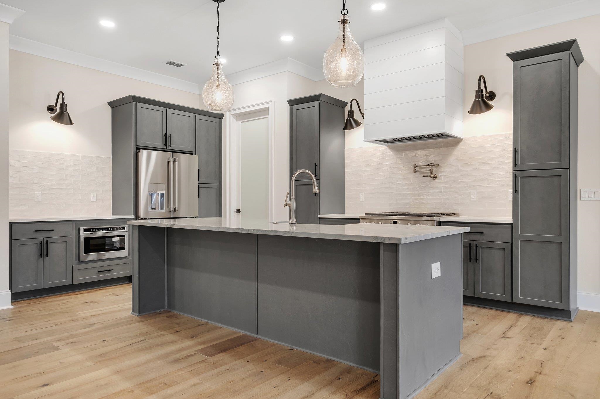 9013 Tabb Lane