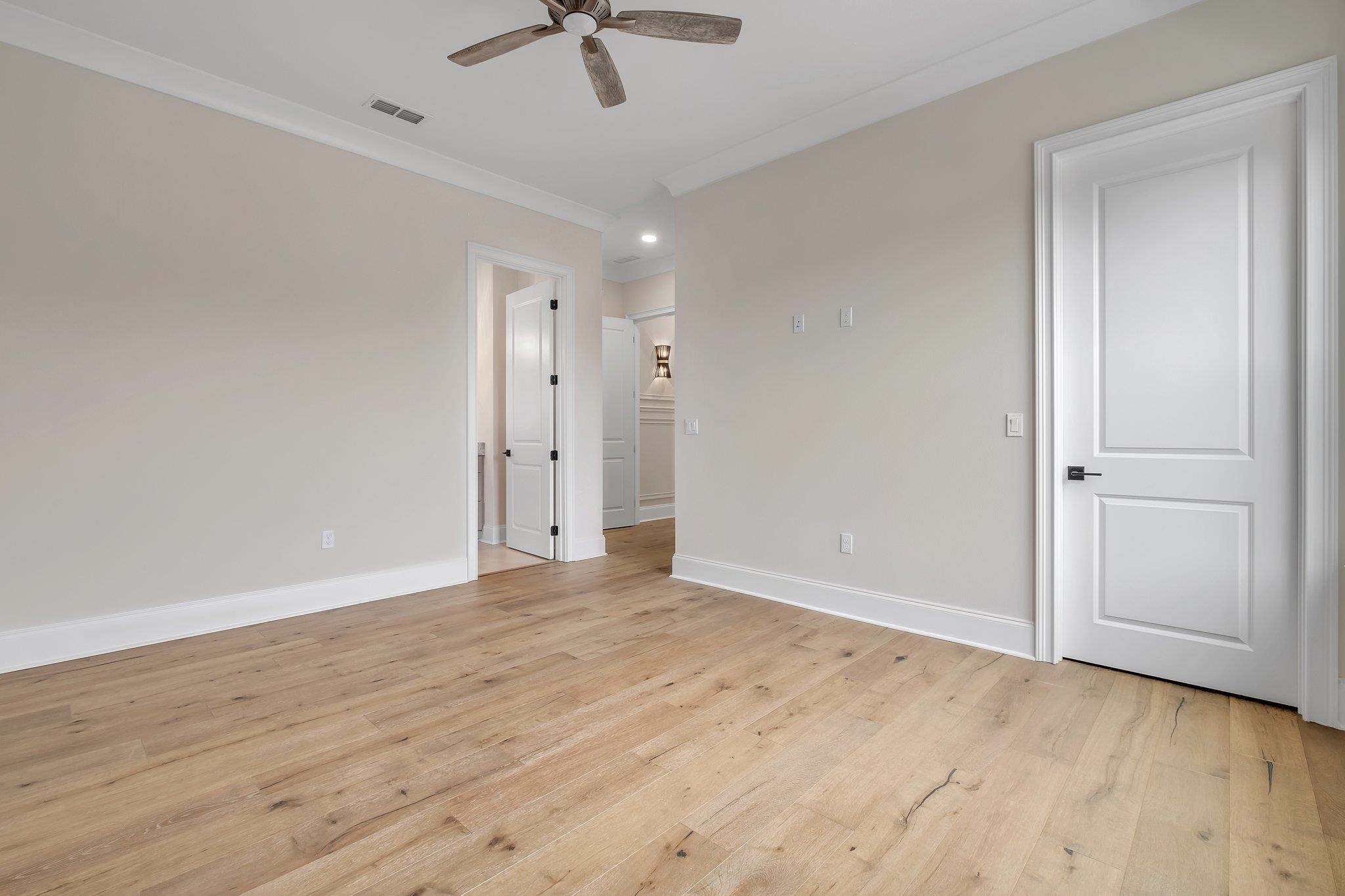 9013 Tabb Lane