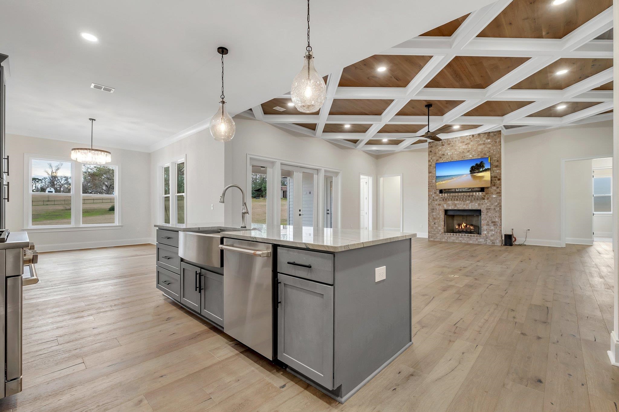 9013 Tabb Lane