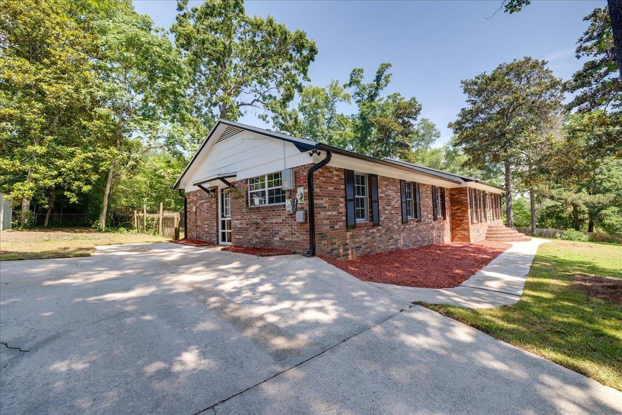 3752 Suffolk Drive