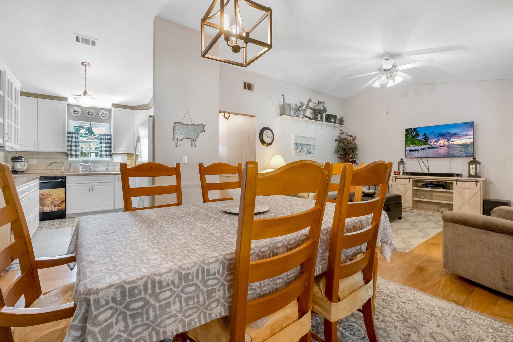 6808 Hill Gail Trail
