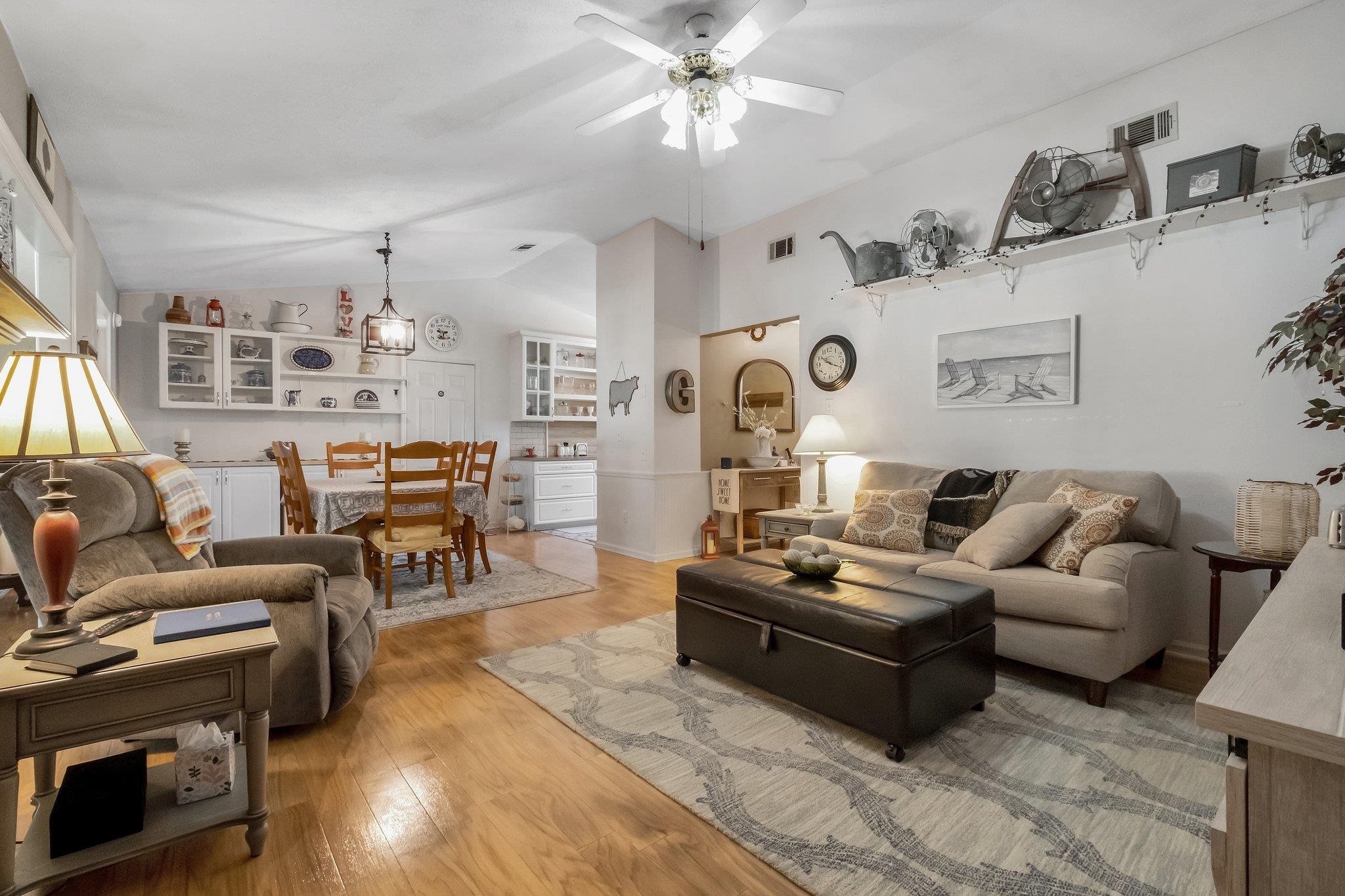 6808 Hill Gail Trail