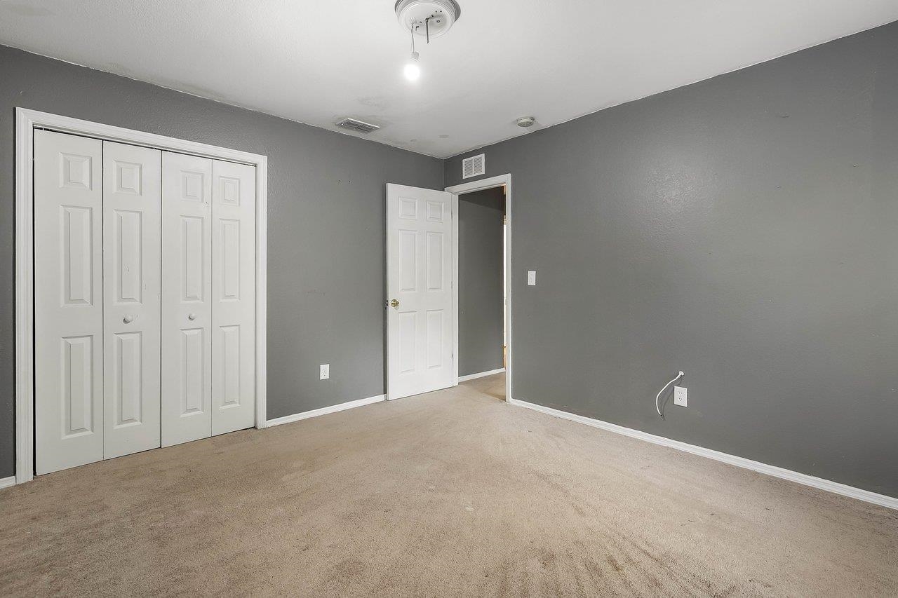 1676 Jaydell Circle