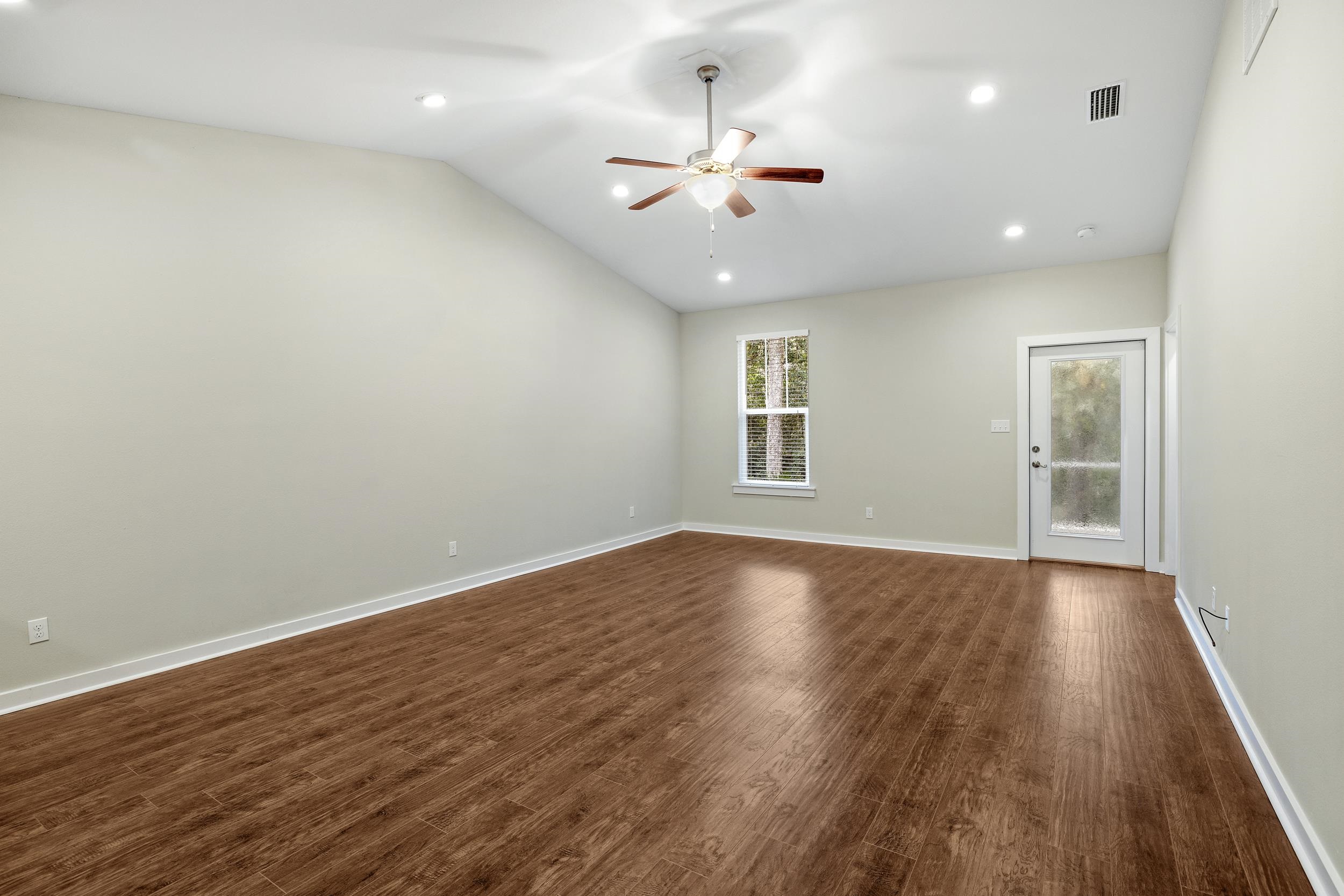 1605 Miccosukee Loop