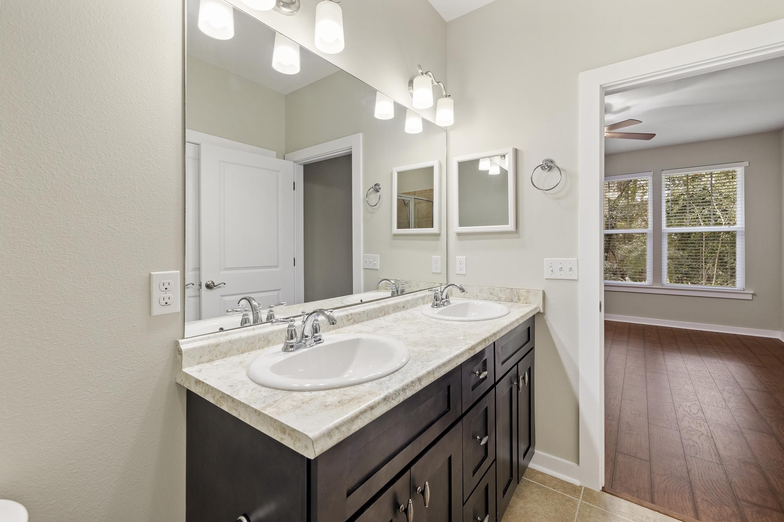 1605 Miccosukee Loop