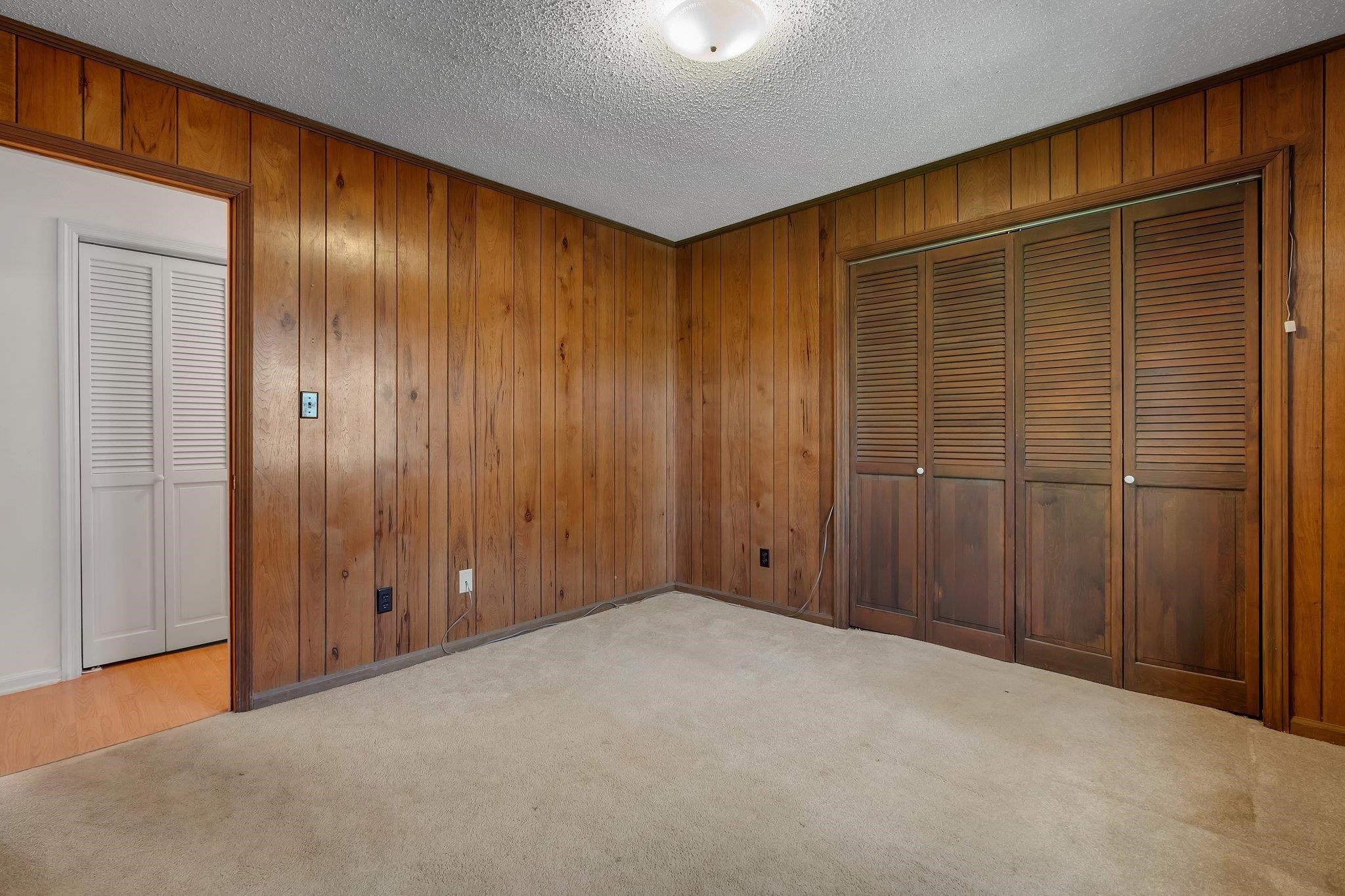 1465 Groveland Hills Drive