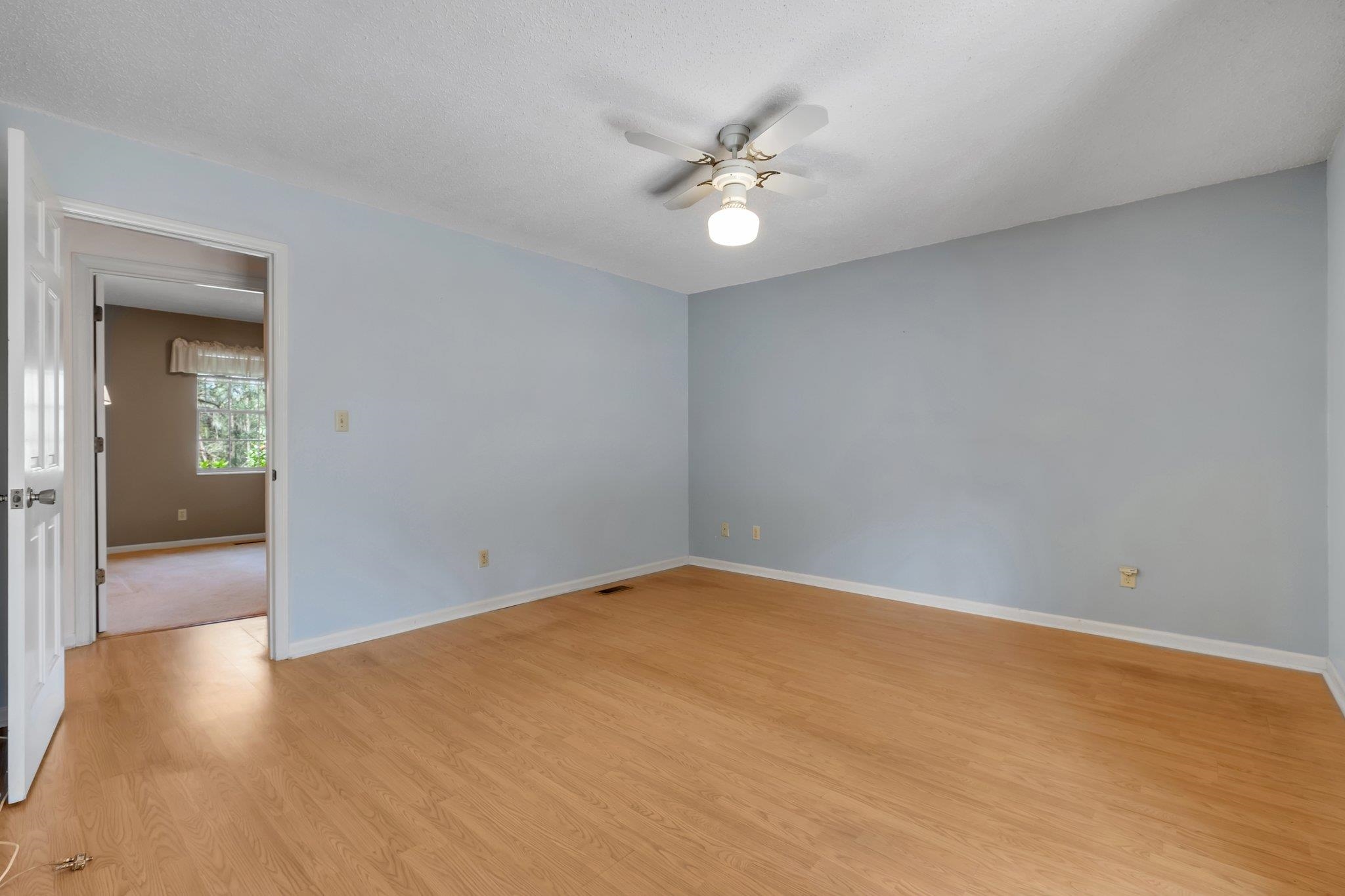 1465 Groveland Hills Drive