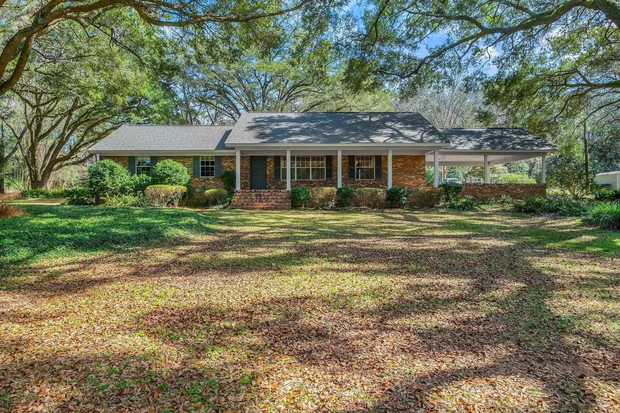 1465 Groveland Hills Drive