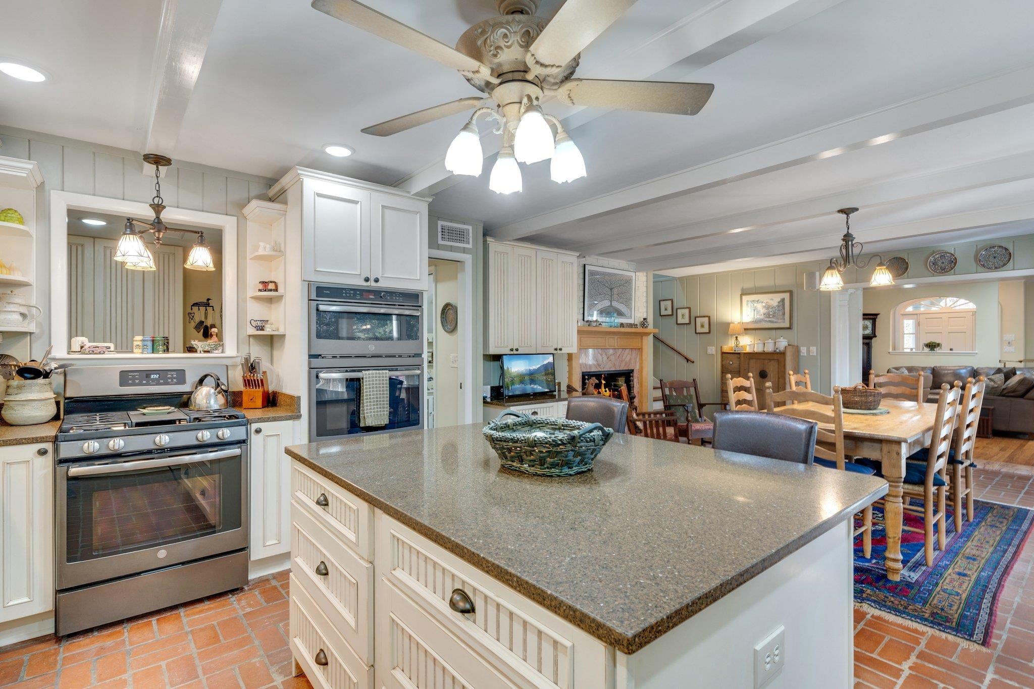 520 Middlebrooks Circle