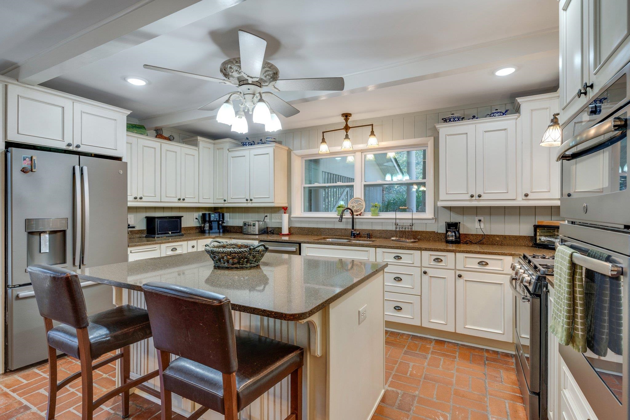520 Middlebrooks Circle