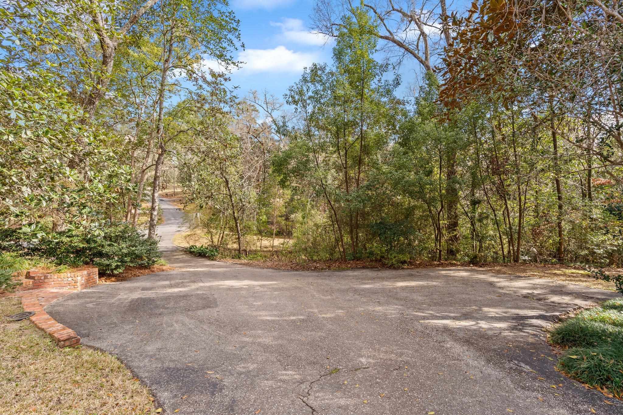 520 Middlebrooks Circle