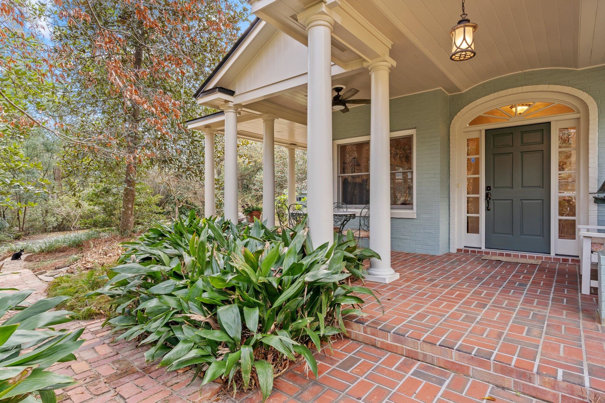 520 Middlebrooks Circle