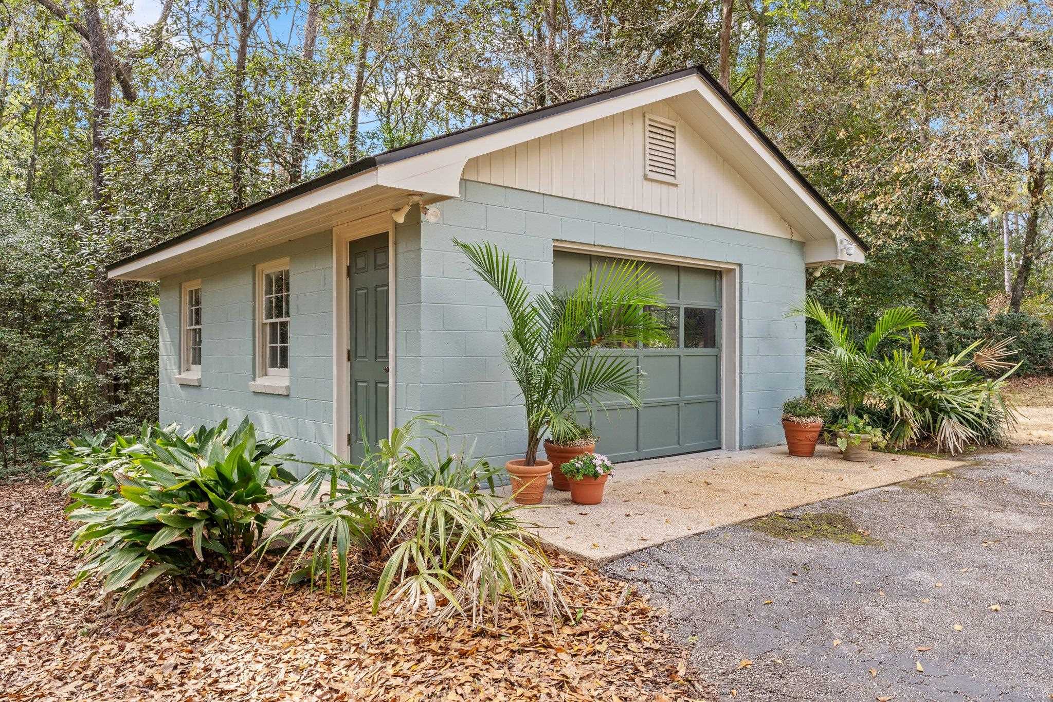 520 Middlebrooks Circle