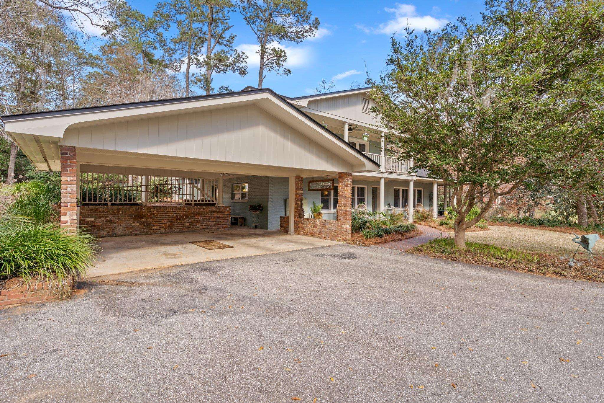 520 Middlebrooks Circle