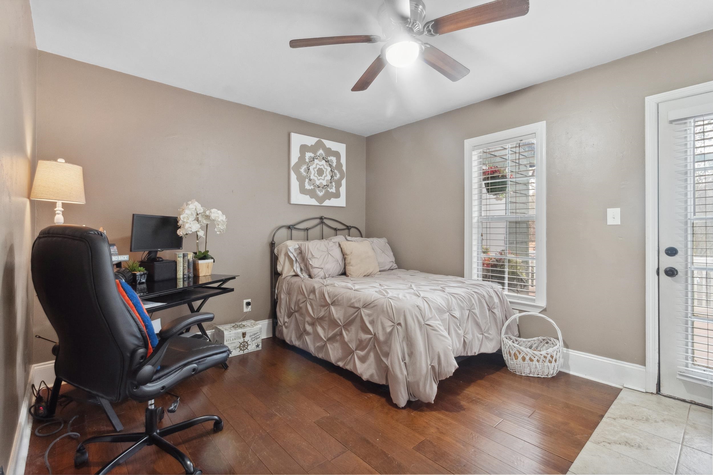 309 E Whetherbine Way