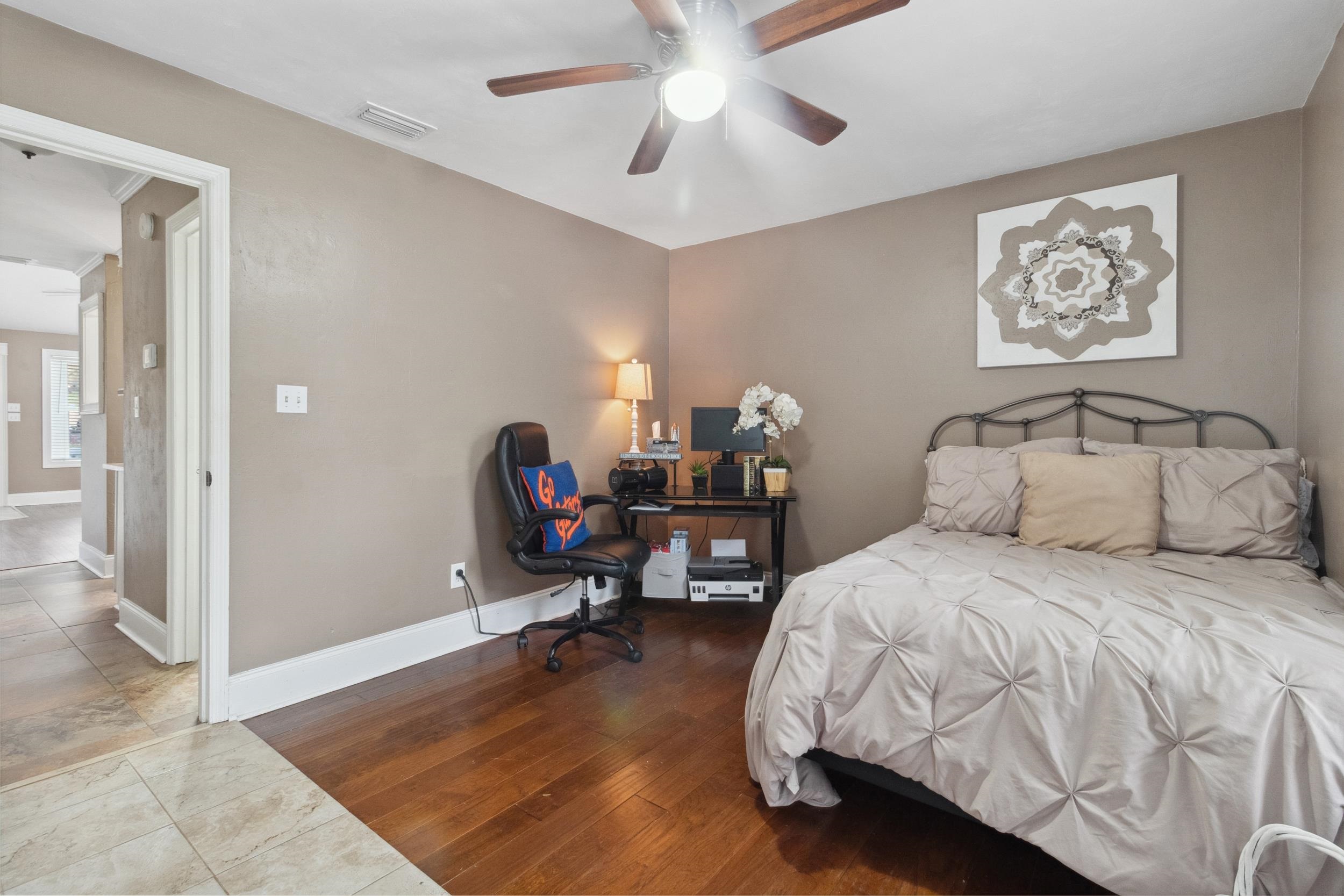 309 E Whetherbine Way