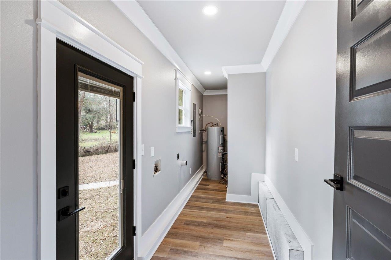 6757 Treasure Oaks Circle