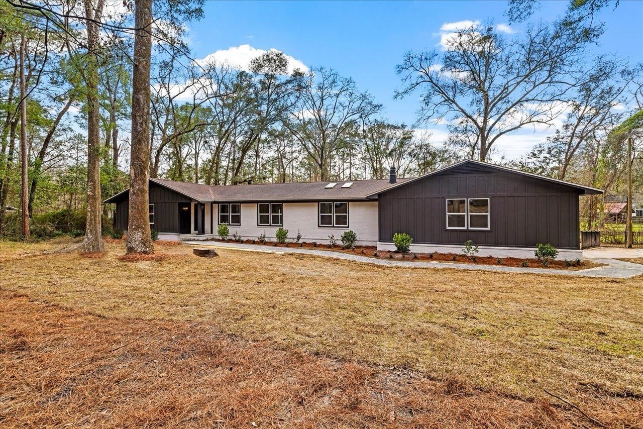 6757 Treasure Oaks Circle