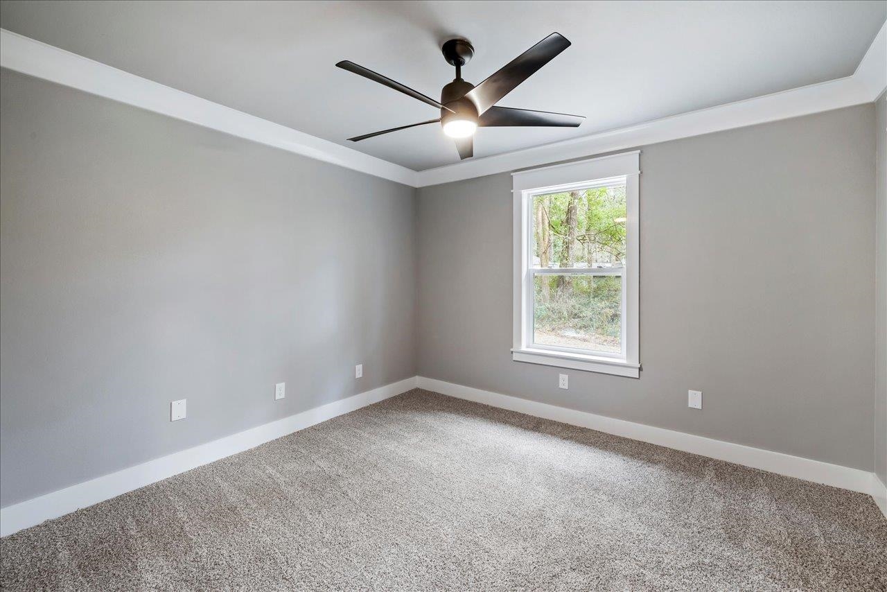 6757 Treasure Oaks Circle