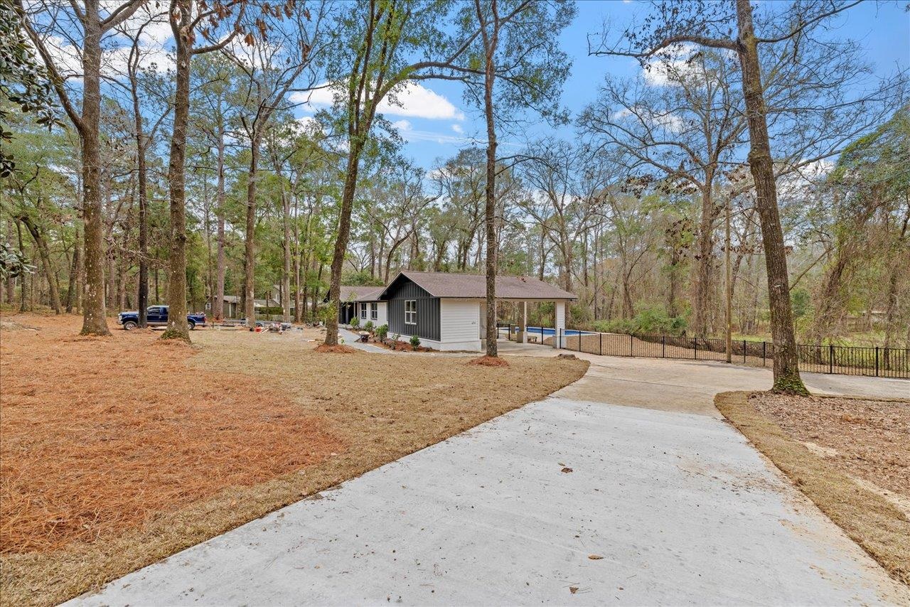 6757 Treasure Oaks Circle