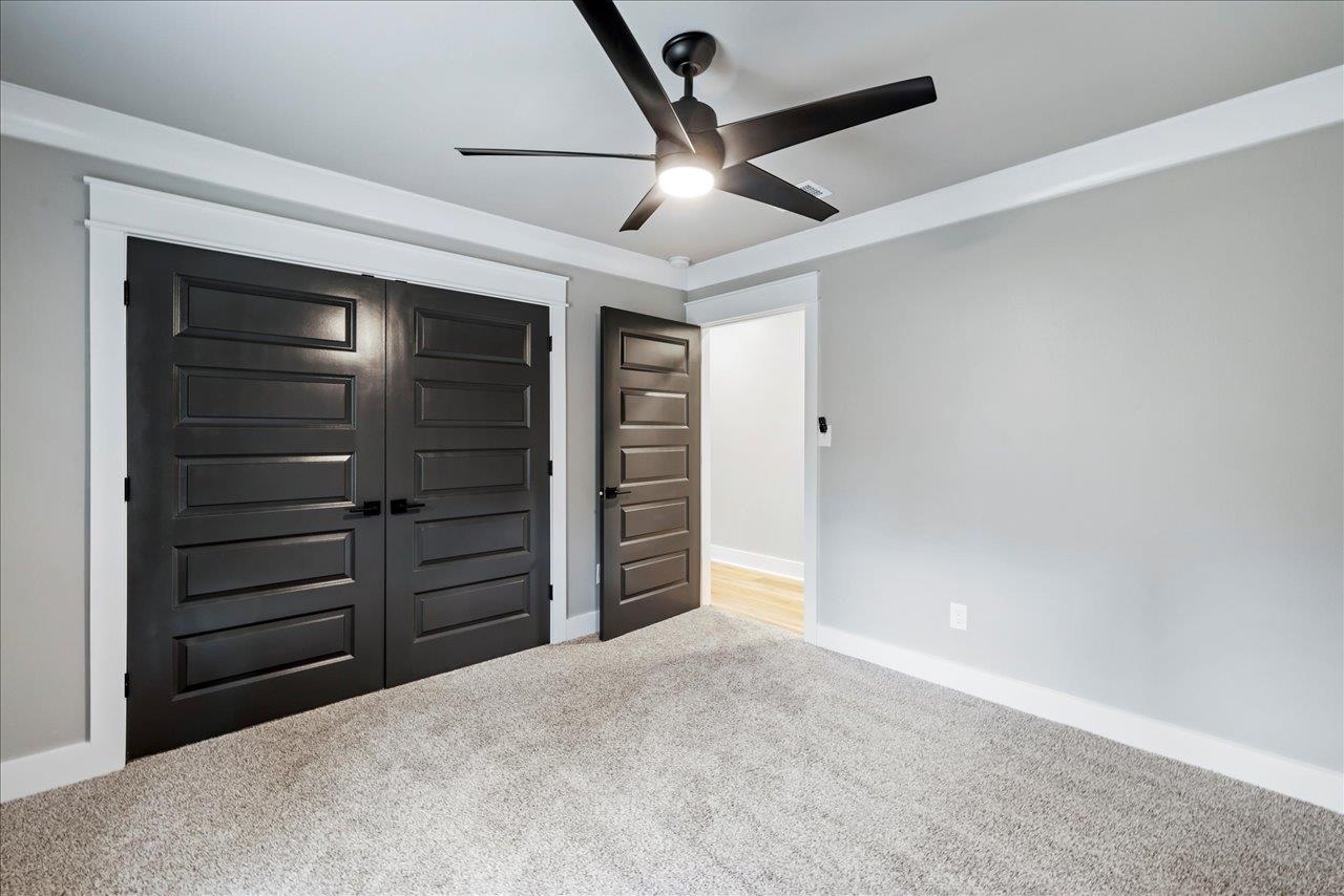 6757 Treasure Oaks Circle