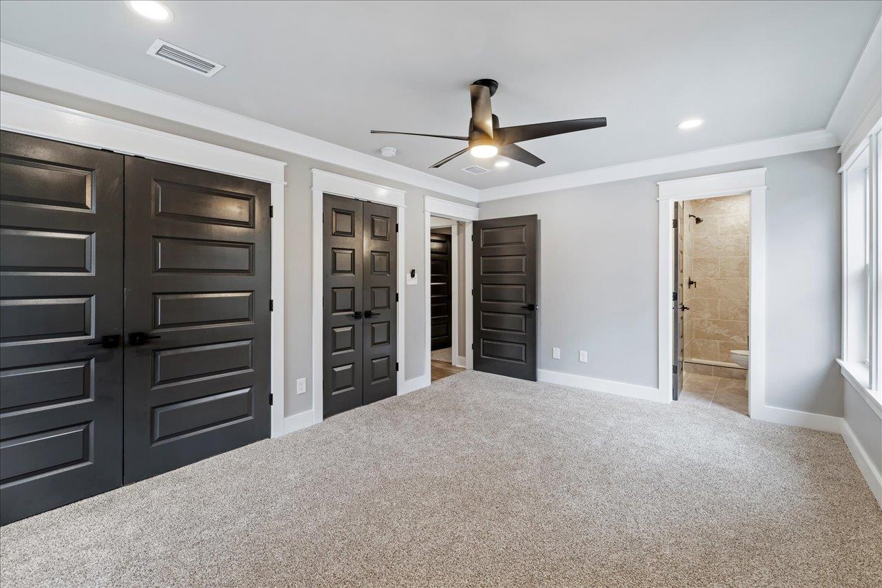 6757 Treasure Oaks Circle