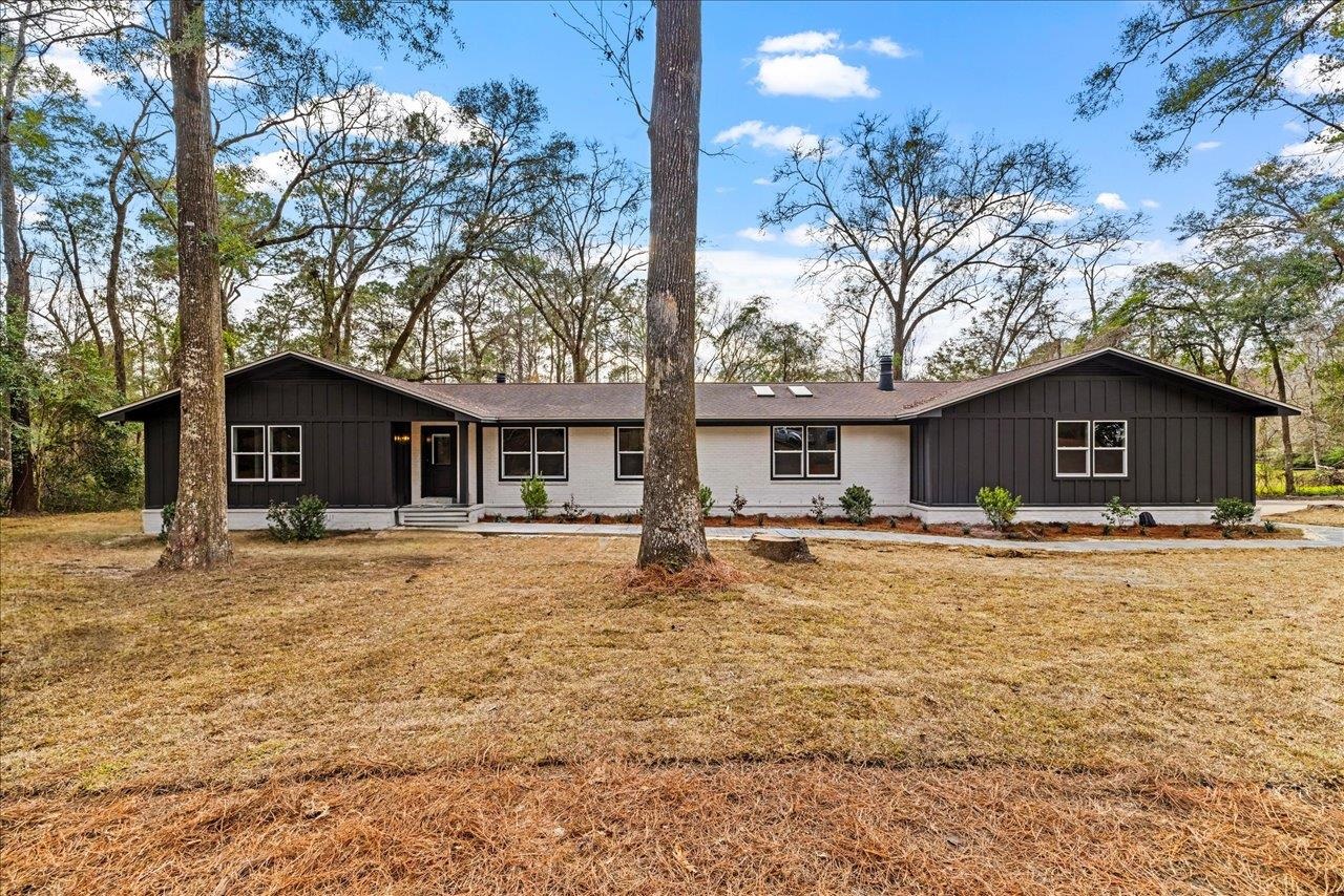 6757 Treasure Oaks Circle
