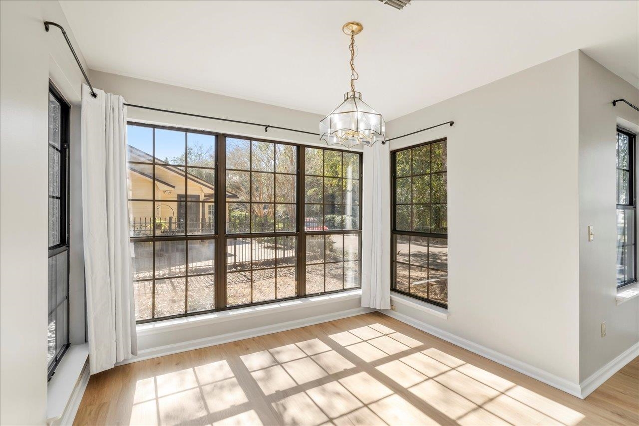 2605 SATINWOOD Circle