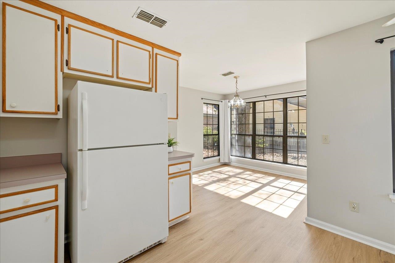 2605 SATINWOOD Circle