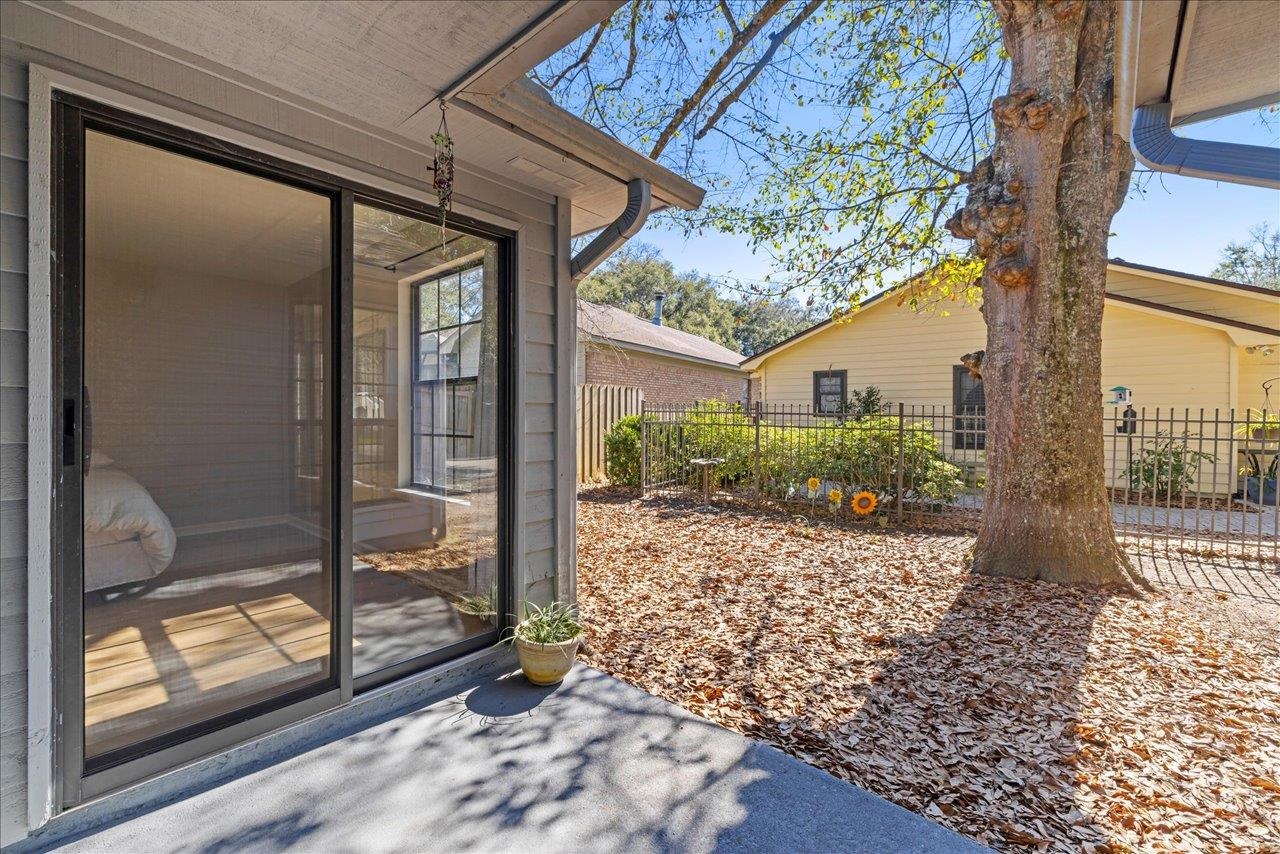 2605 SATINWOOD Circle
