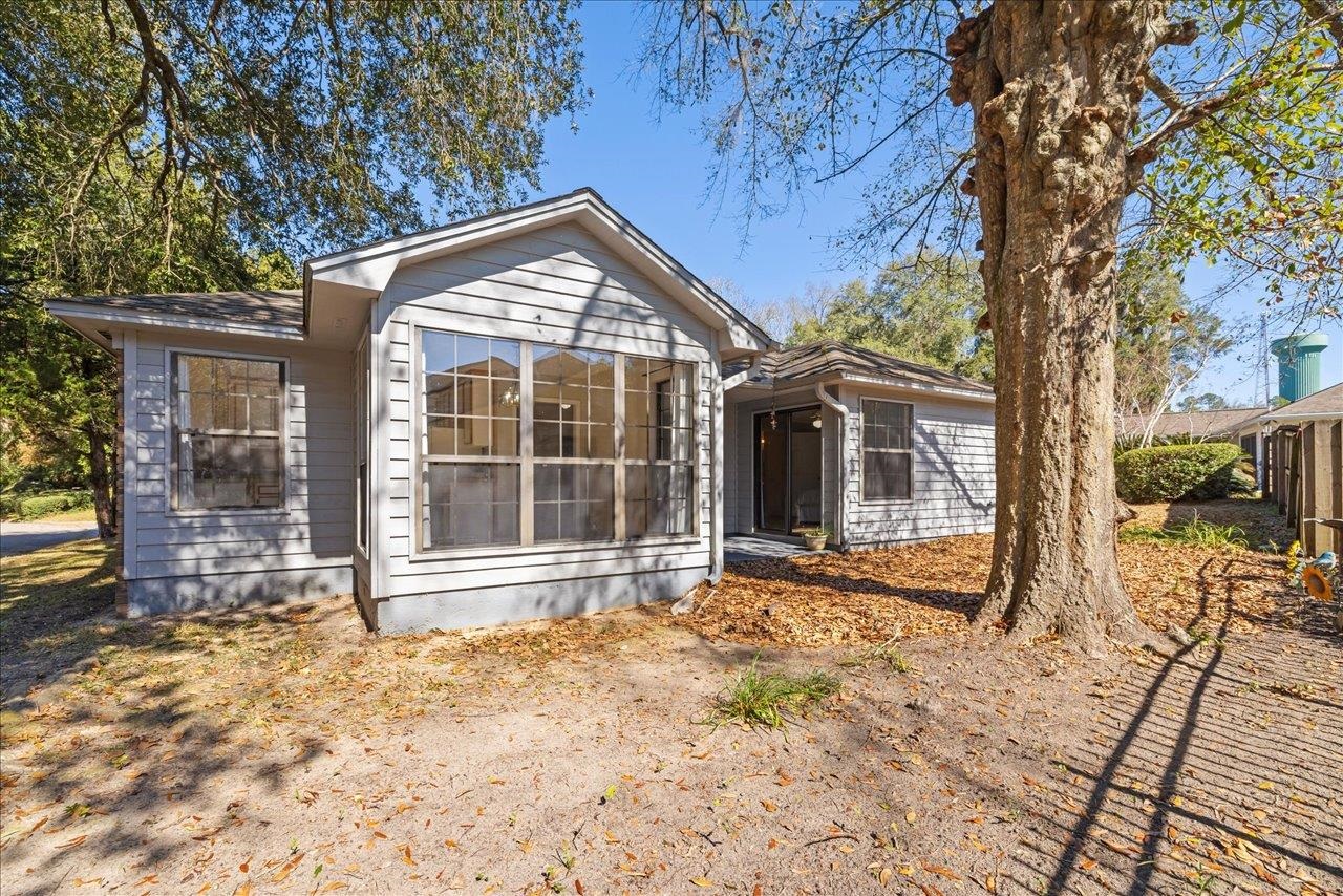 2605 SATINWOOD Circle