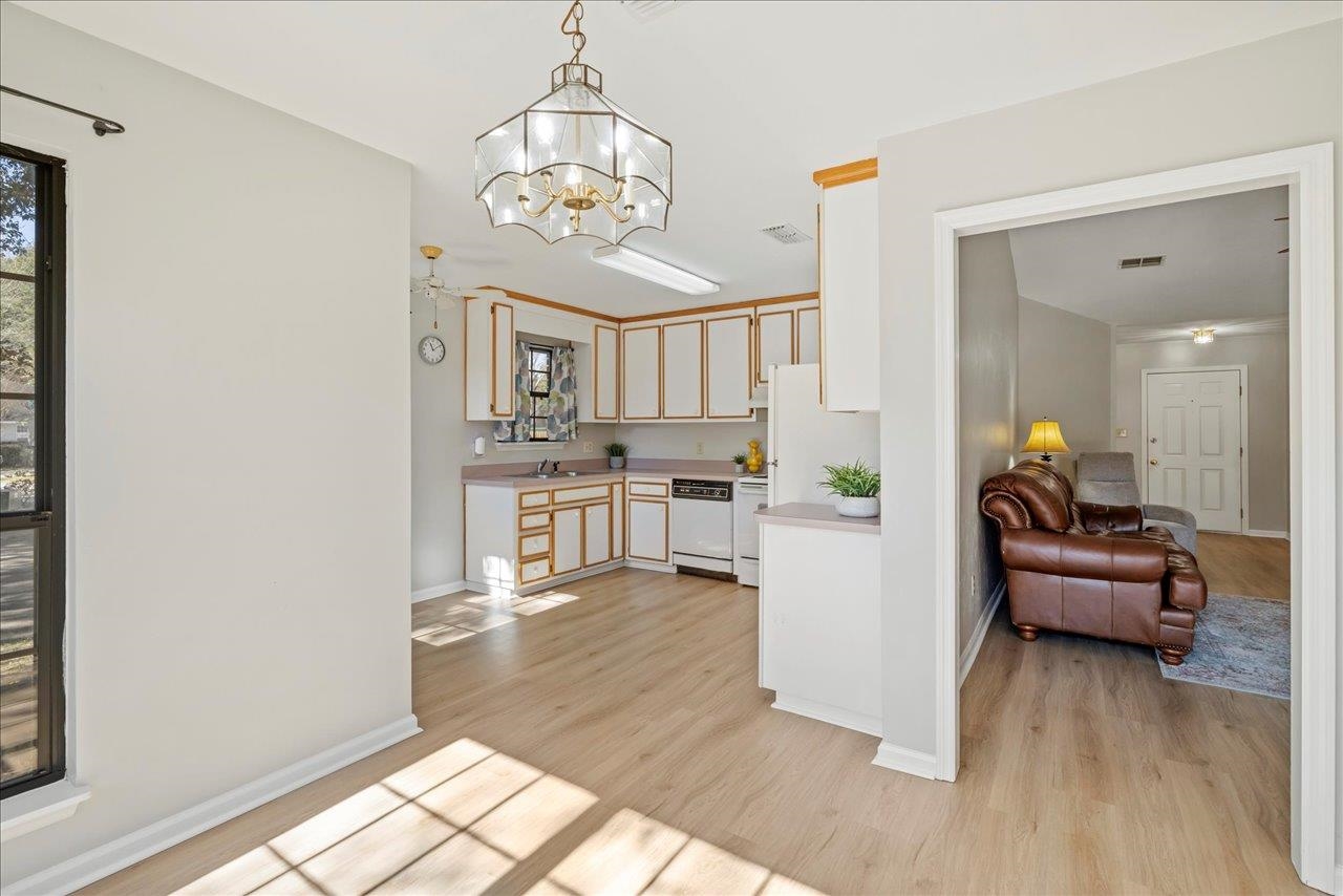 2605 SATINWOOD Circle