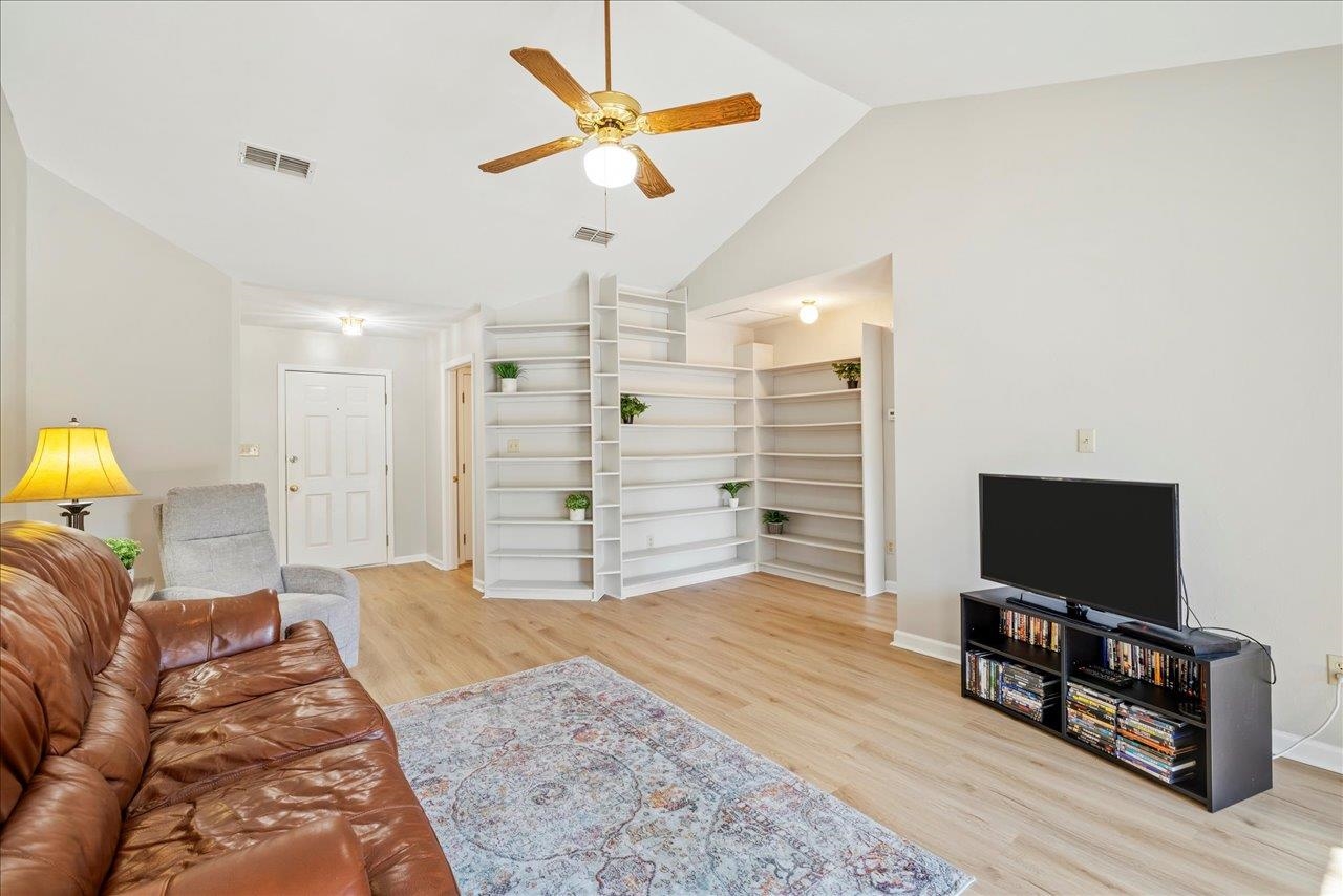 2605 SATINWOOD Circle