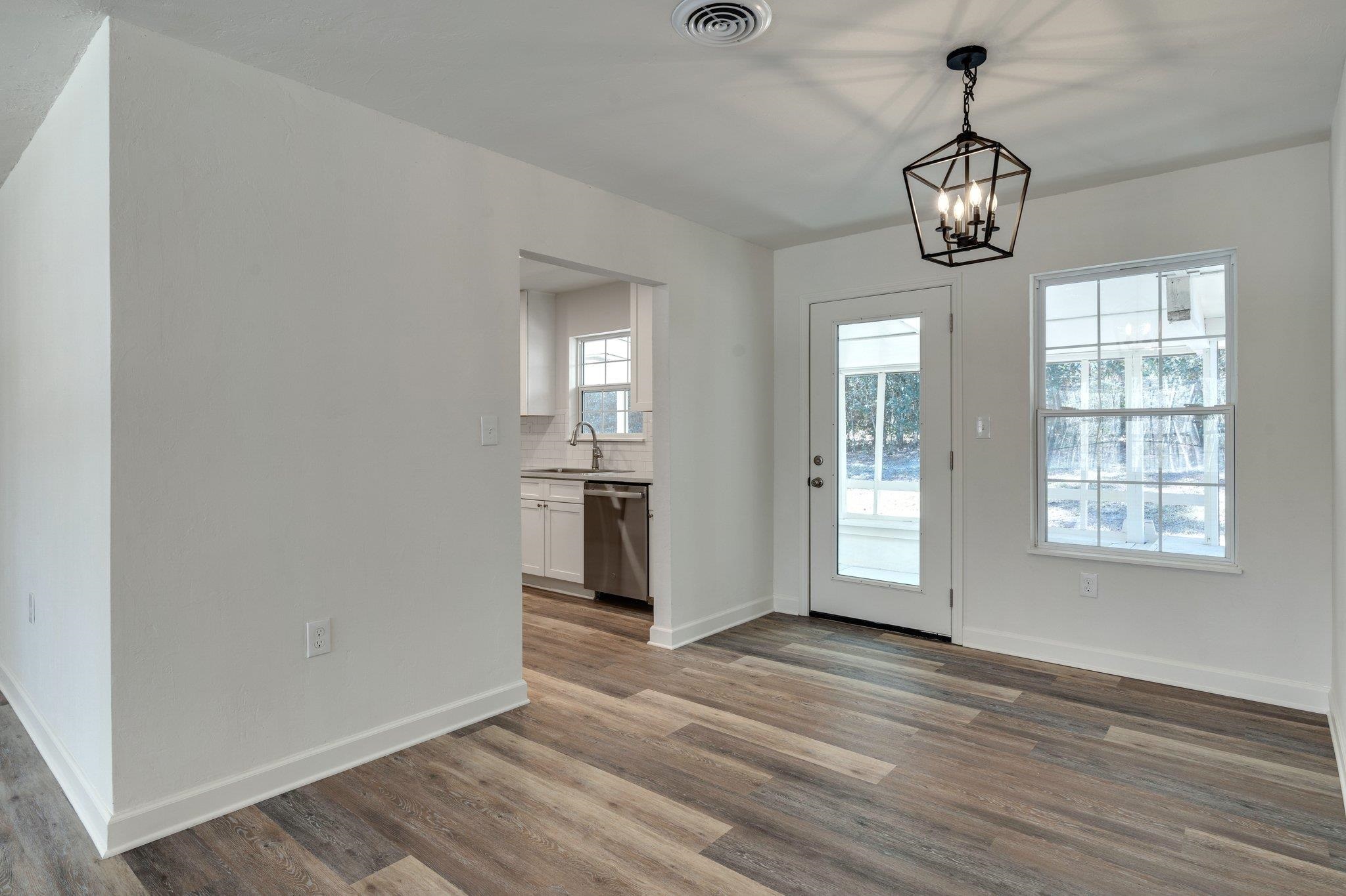 1395 Jeffrey Road