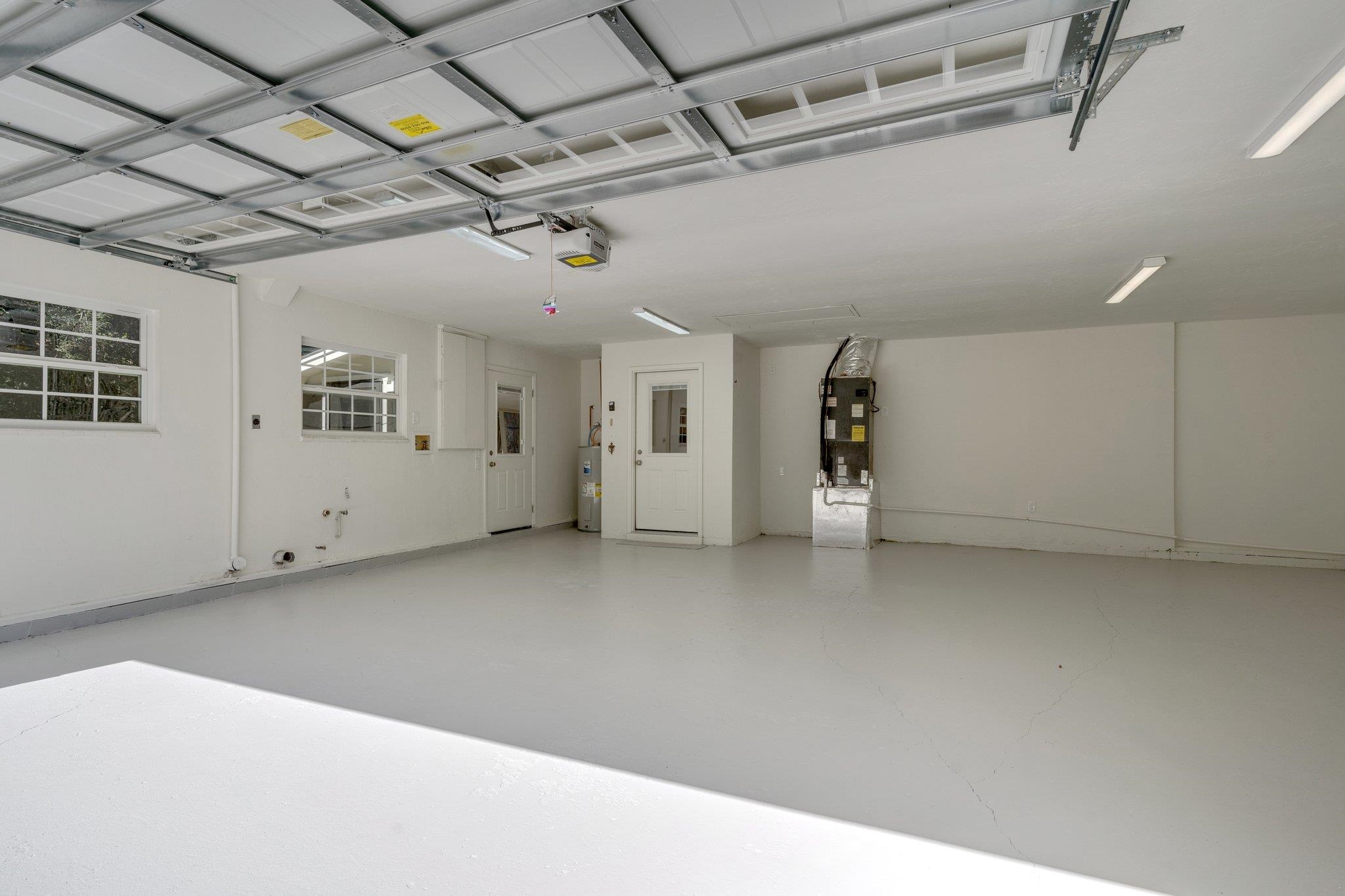 1395 Jeffrey Road