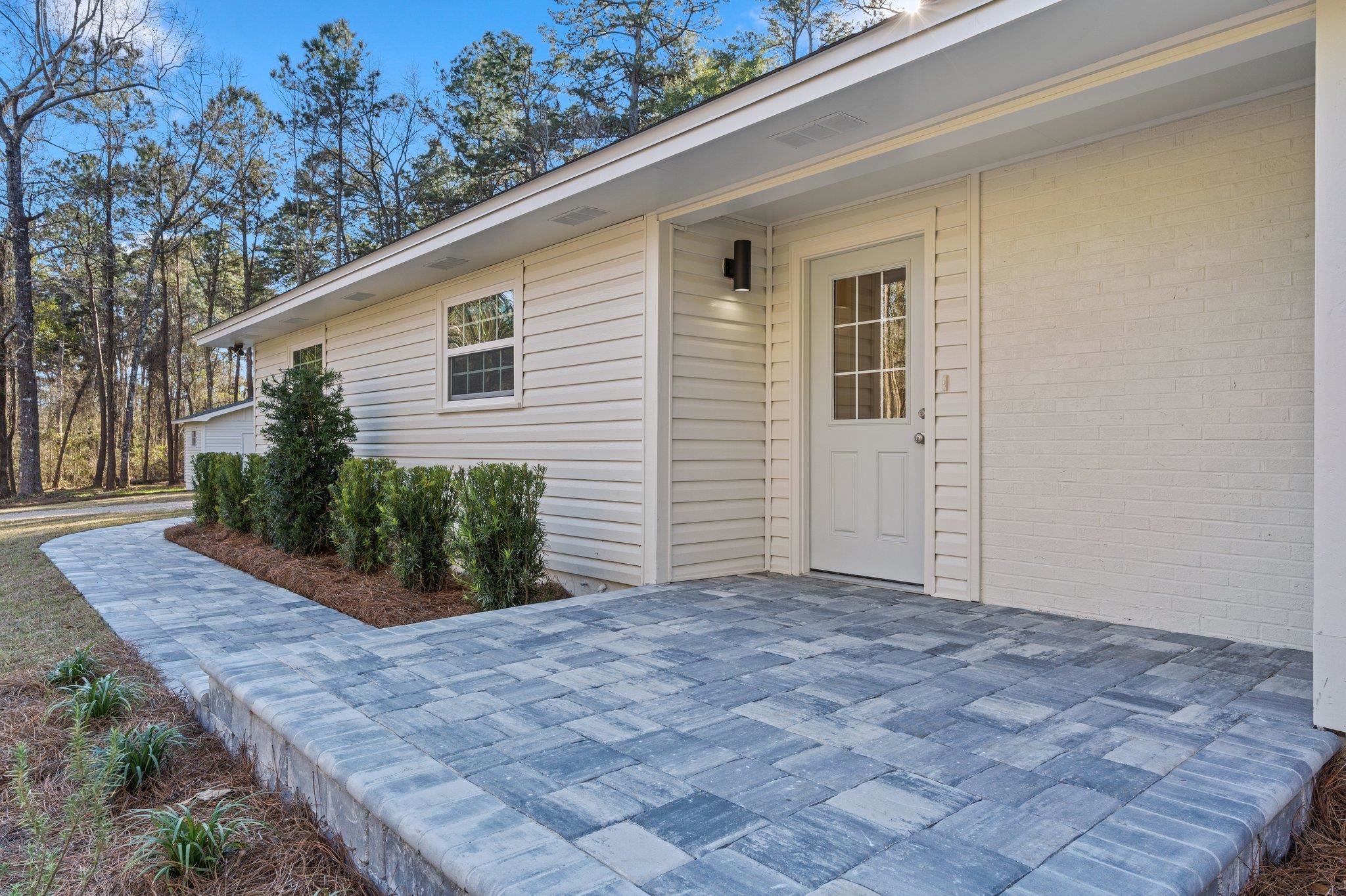 1395 Jeffrey Road