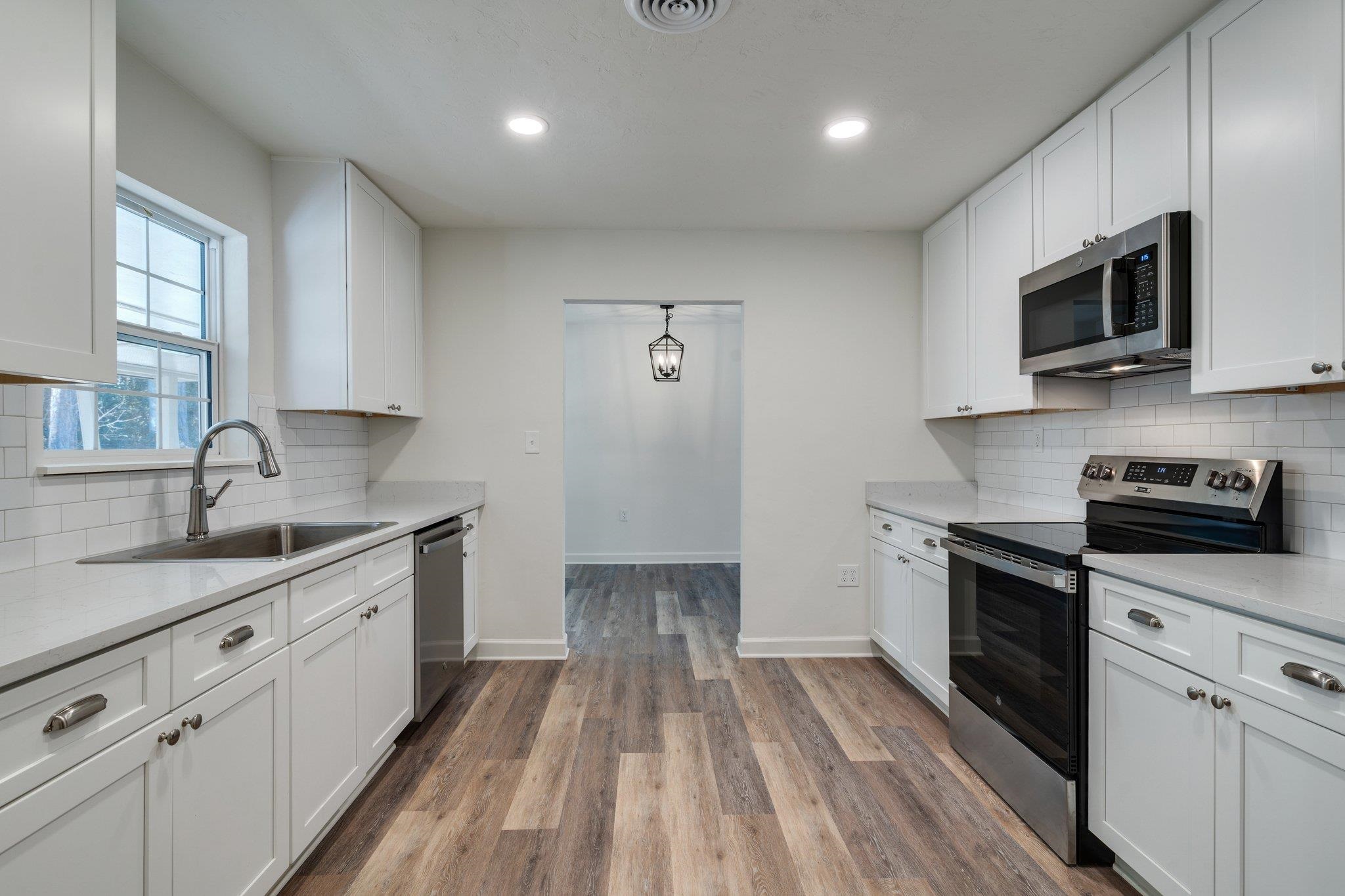 1395 Jeffrey Road