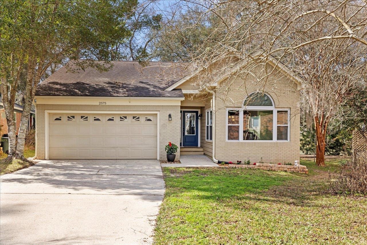 2575 YARMOUTH Lane