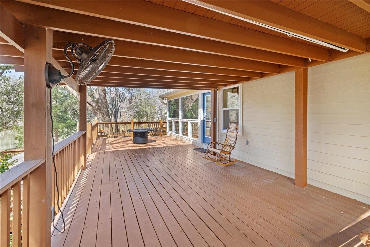 2575 YARMOUTH Lane